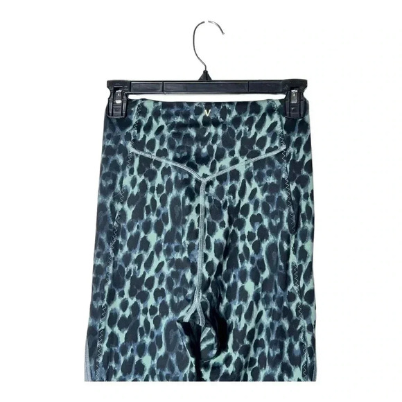 1912. VICTORIA’S SECRET LEOPARD PRINT MESH PANEL LEGGINGS SIZE 6 GREEN/BLACK‎ - Picture 6 of 7